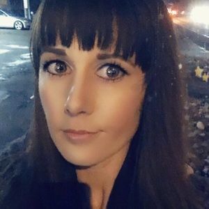 Meet your Posher, Justina